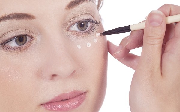 Fungsi Concealer - Woman Online Magazine