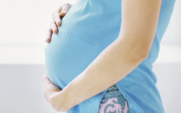 Sakit Pinggang Ketika Hamil - Women Online Magazine (1)